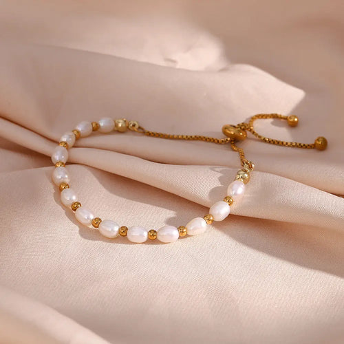 Gold Freshwater Pearl Bracelet